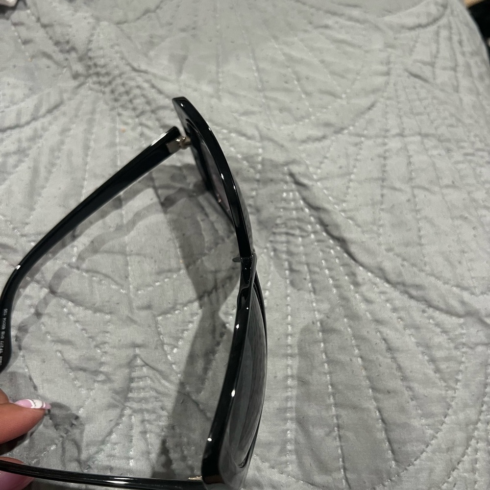 Tom Ford Black Cat-Eye Sunglasses - Picture 4 of 10